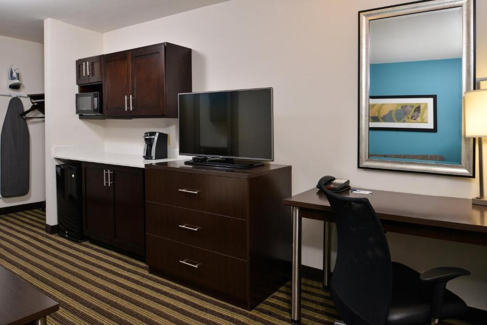 Holiday Inn Express Montgomery East I-85 Image 36