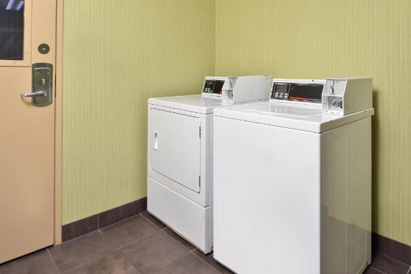 Holiday Inn Express Montgomery East I-85 image 28
