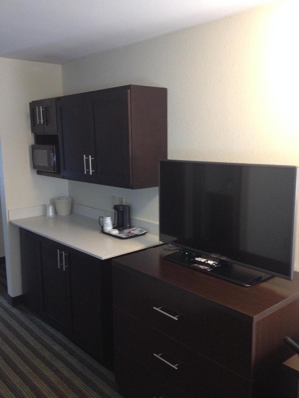 Holiday Inn Express Montgomery East I-85 image 3