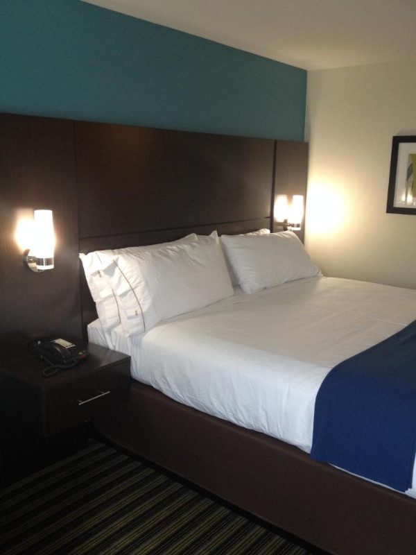 Holiday Inn Express Montgomery East I-85 image 8